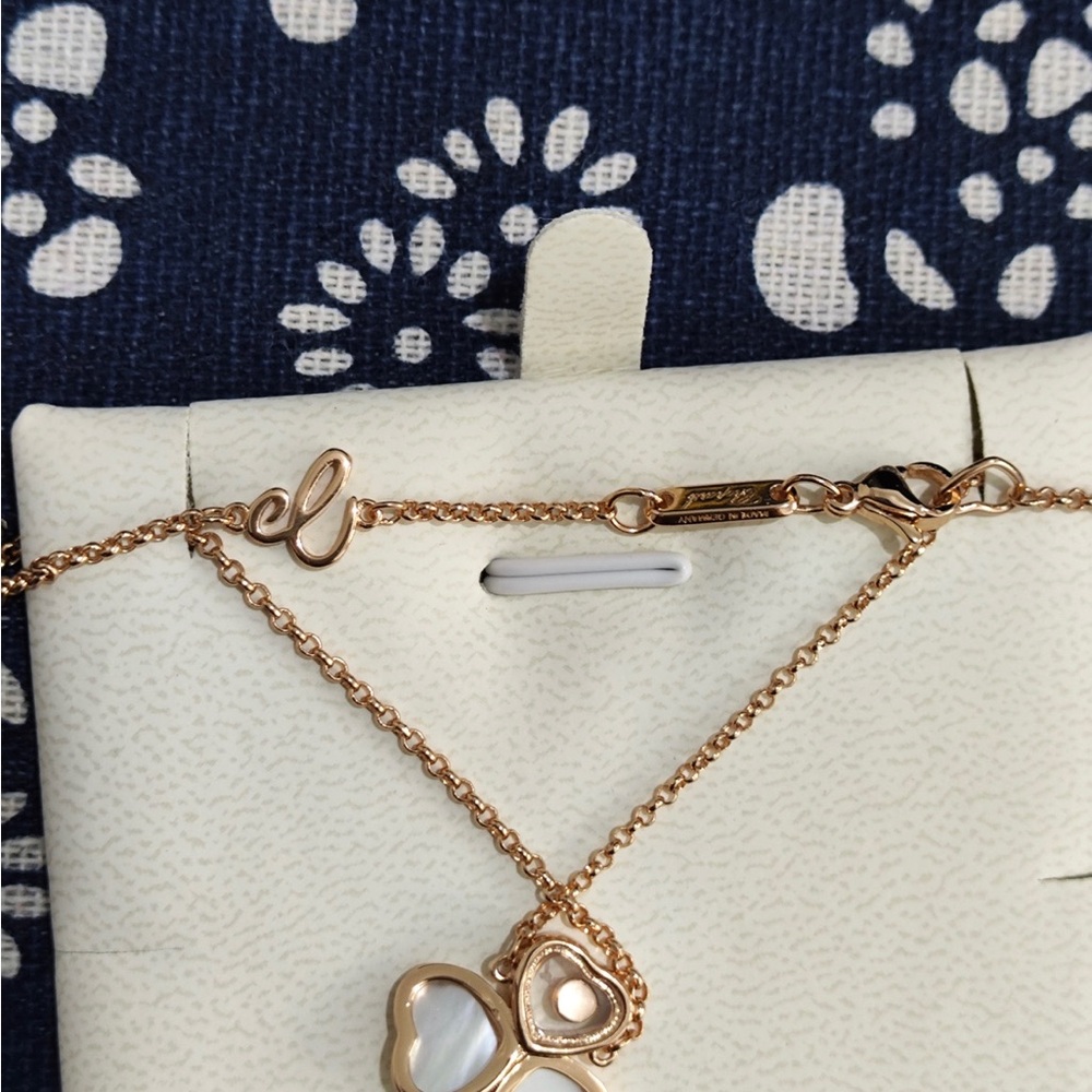 Chopard Rose Gold Mother-of-Pearl Clover Necklace - Picture 7 of 8